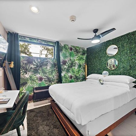 Wanderstay Boutique Hotel Houston Exterior photo