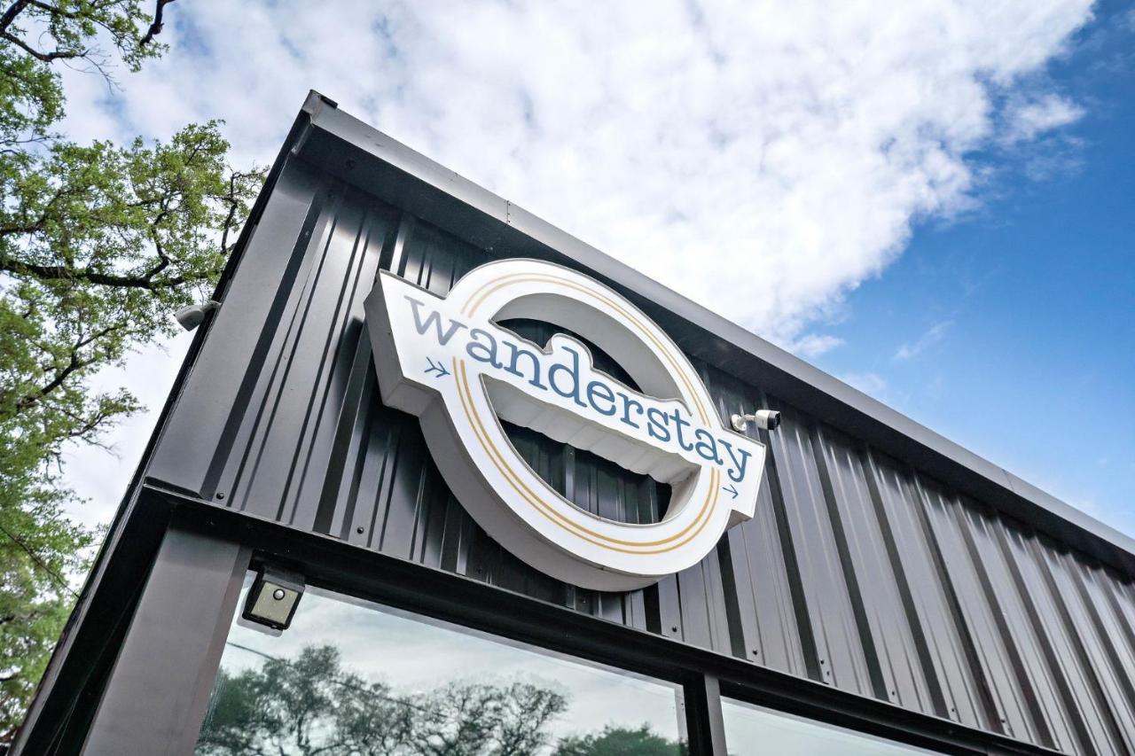 Wanderstay Boutique Hotel Houston Exterior photo