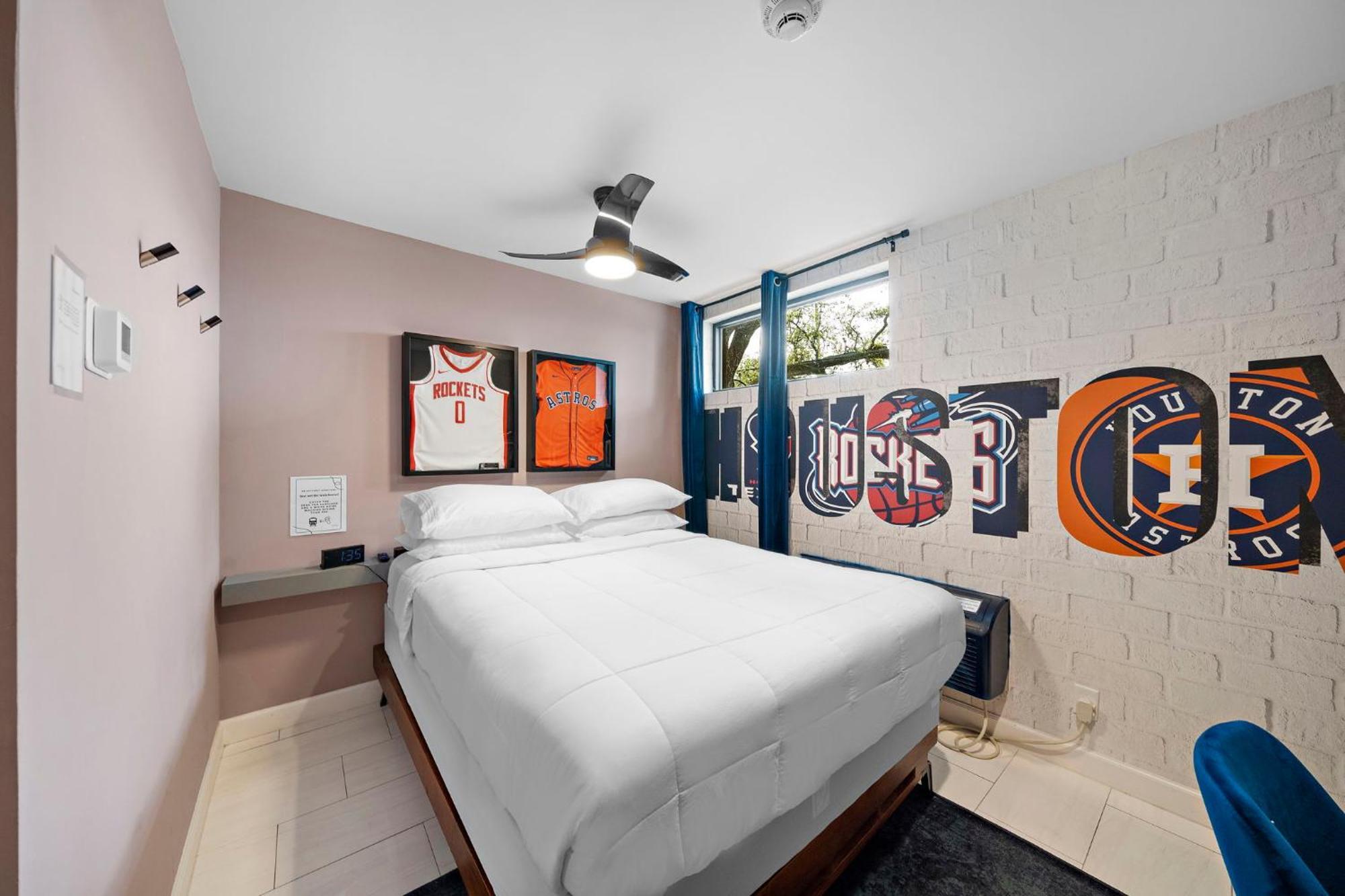 Wanderstay Boutique Hotel Houston Exterior photo