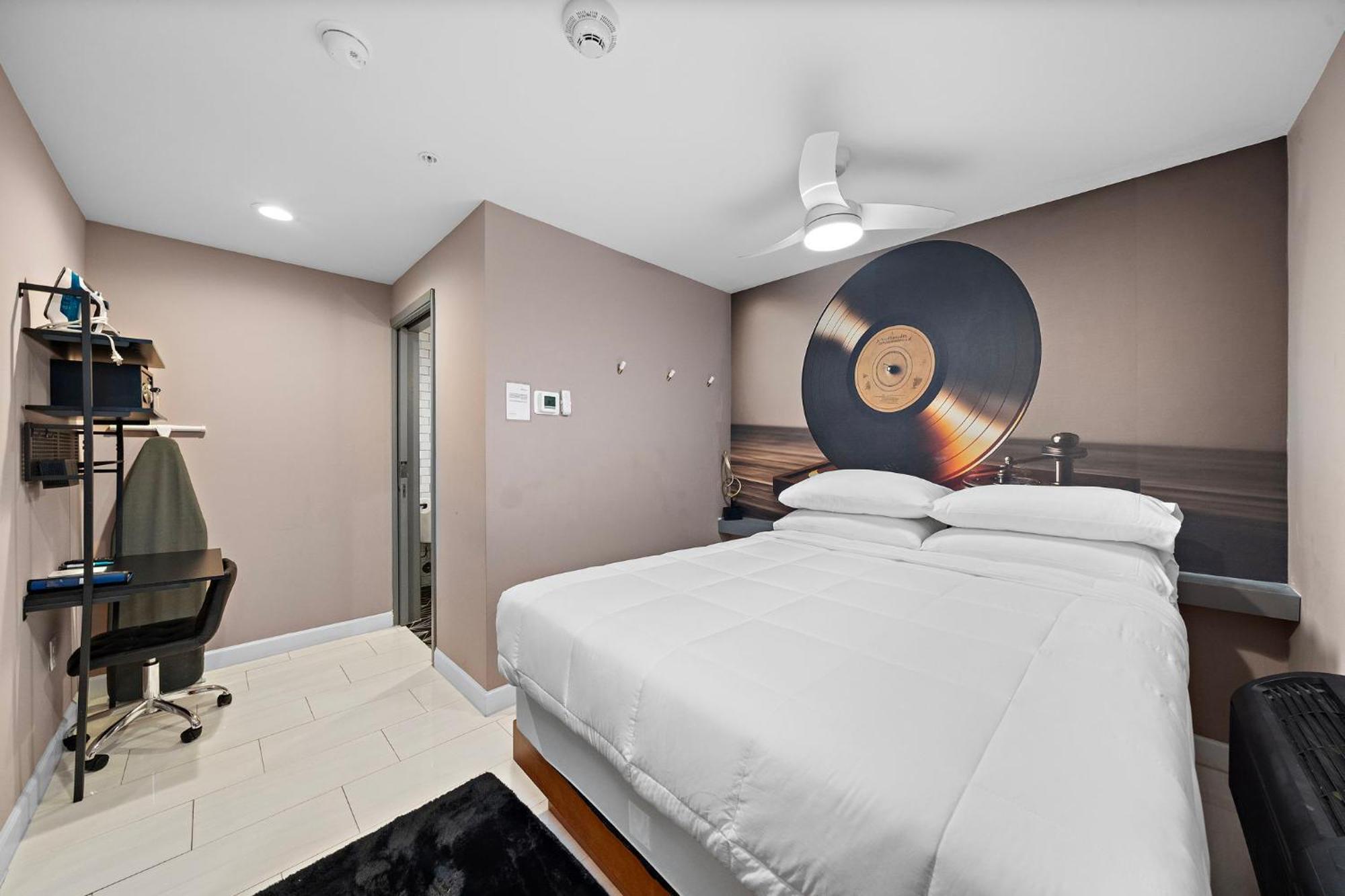 Wanderstay Boutique Hotel Houston Exterior photo